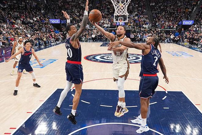 庫里6犯離場 金州勇士102-103惜敗洛杉磯快船