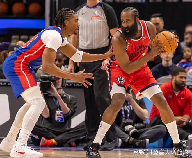 NBA最新排名出爐！快船喜上加喜，馬刺穩居第二，湖人也坐收大禮