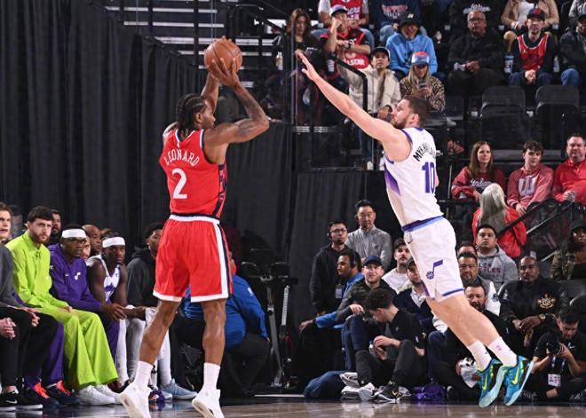 三分12中1還能贏！登頂歷史第一，這就是為啥，快船要讓你首發