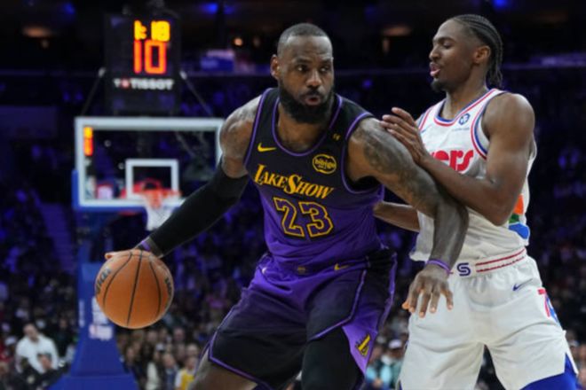 狂轟51分，爆砍41分！從落選秀打成NBA歷史首人,詹姆斯又要沖冠了