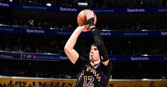 拉拉維亞談角色定位：關鍵就是始終自信地打球