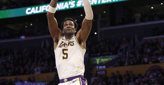 艾頓：大個子球員不能自己給自己喂球 相信組織者會找到我