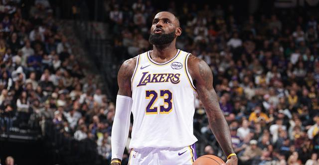 曝詹姆斯尚未決定本賽季結束后是否退役 將保持出勤視為職業(yè)原則