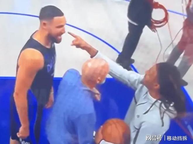 消息人士：克萊2022年也說過莫蘭特廢物，所以這次只能算是回應(yīng)