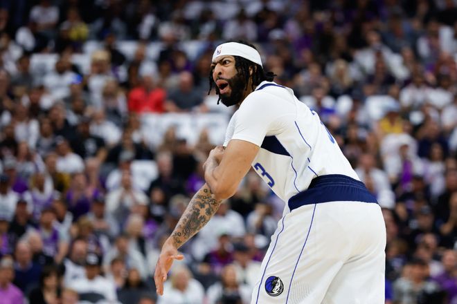 乾坤未定，戴維斯爭奪戰涌入新參與者，兩大超巨聯手或助字母留隊