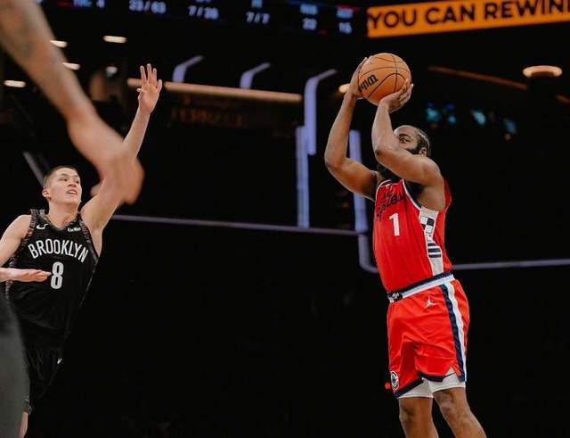 大勝！倫納德26+5，哈登31+6，祖巴茨5中1夢游，快船該換2首輪了