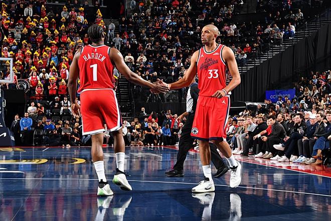 防守端仍有作用！但快船鋒線老將的弱點也是非常相當明顯的？