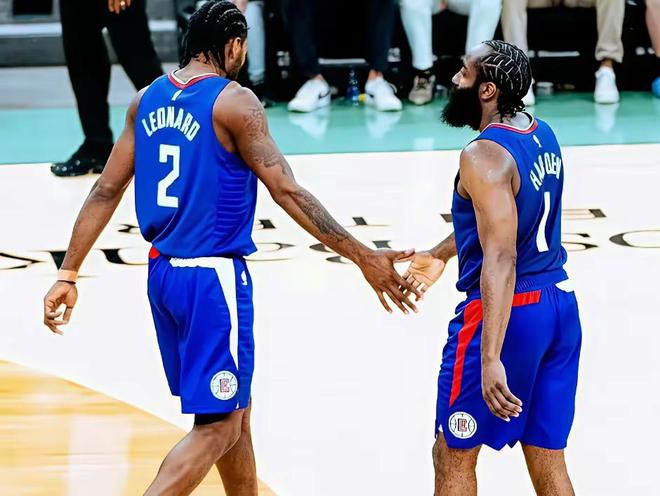 快船6勝18負慘案僅存非賣品！場均16+12+超值合同，祖巴茨成唯一