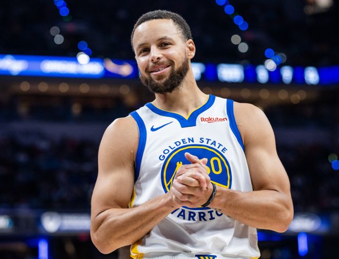 就在今天，這項79年NBA從來沒人做到的紀錄，被37歲的庫裏實現了