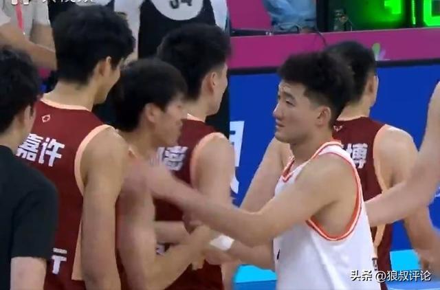 手感太爛！孫銘徽21中6末節頻繁打鐵 輸球後難掩情緒低落