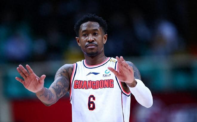 無人問津！廣東宏遠功勳外援失業了，麵臨退役