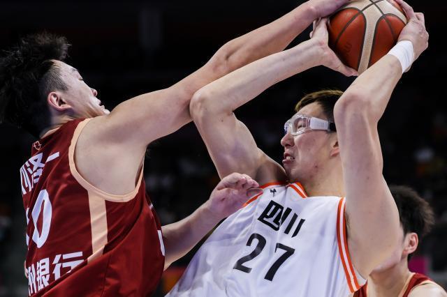 胡金秋+周琦豪華雙塔被遏製 浙江瘋狂夾擊見成效