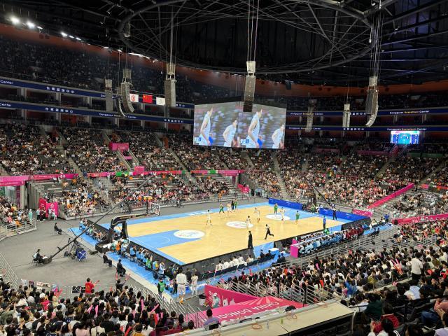 【現場】遼粵再戰，繼偉傷退！楊鳴杜鋒感慨物是人非