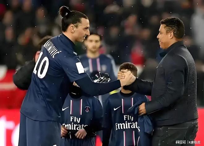 伊布為何視大羅為偶像？在談及梅羅之爭時又力捧巴薩隊友？