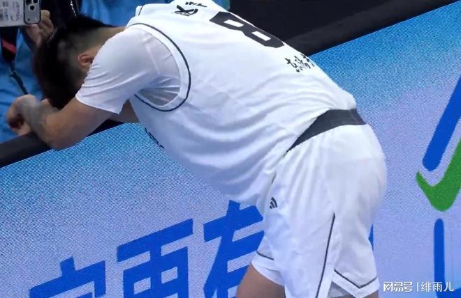 不打了！廣東最大克星被曝離隊，保送杜鋒躺著奪冠！