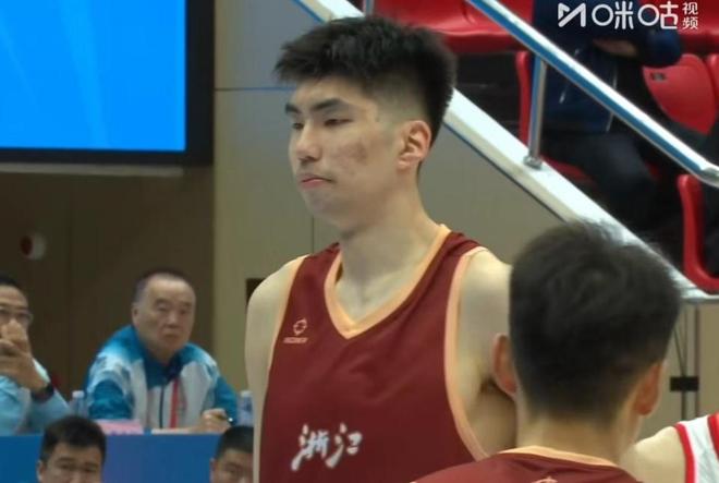 餘嘉豪缺陣全運會決賽，趙繼偉韓德君受傷，弗格和上海男籃會合！