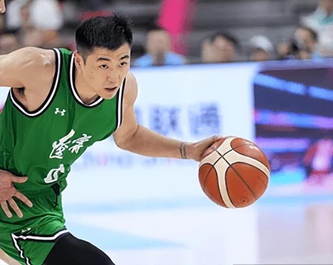 遼寧慘敗四川獲第四！高詩岩付豪盡力，韓德君17板，黃金一代謝幕