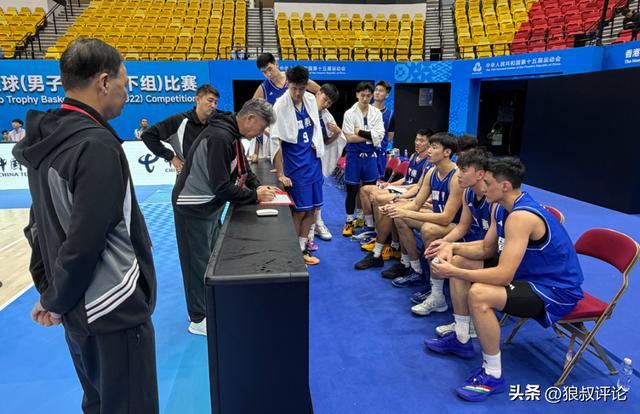 王浩然39+6+7！廣東U22男籃23分大勝天津，三戰全勝小組頭名晉級