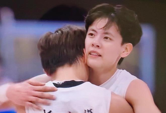 轟22分製勝！中國女籃23歲MVP王牌崛起奪金：1年獲3冠又帥又能打