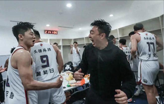 个人粉丝是球队70倍！复制同曦运营模式，刘家成找到宁波版李云开