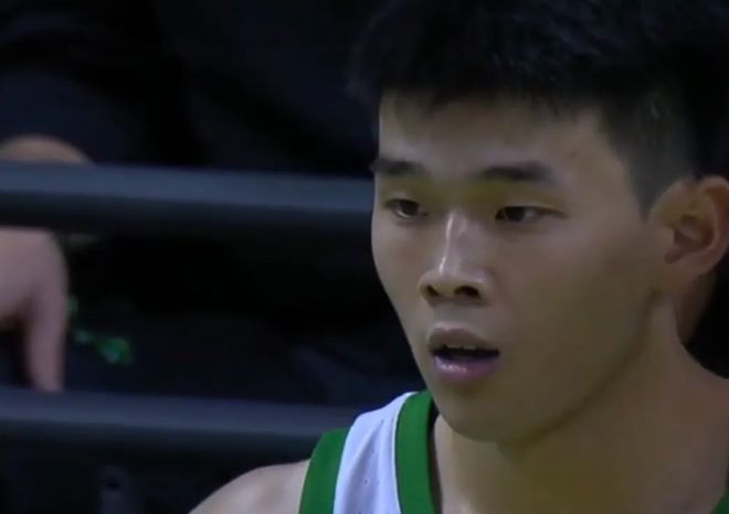 林葳NCAA彻底没地位了！8分钟2分2板2助，攻守全面拉胯，只剩组织