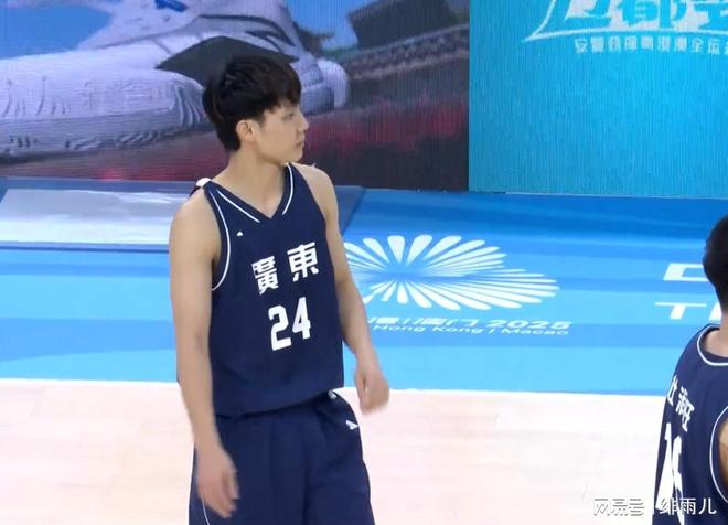 被逼卖掉萨姆纳？四川队惨遭全体成员联名讨薪，广东迎来截胡机会