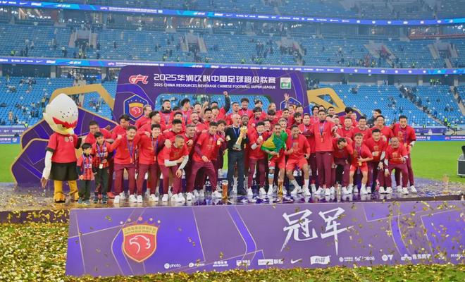 中超3连冠！海港再登中超冠军王座！但接下来亚冠之路该怎么走呢