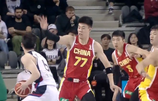 随着中国男篮2连败输18分，世预赛最新积分榜：韩国反超日本登顶