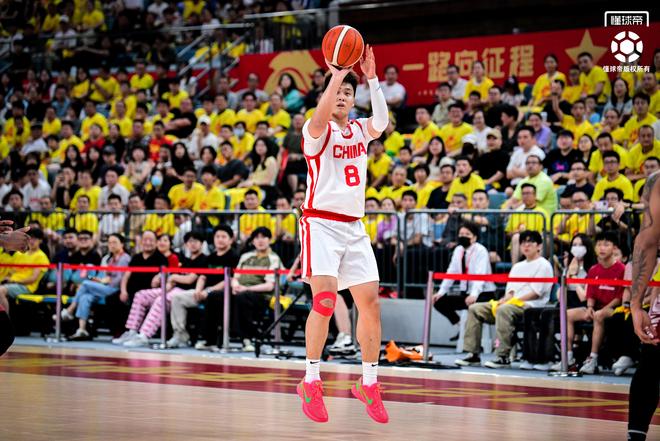 FIBA官方更新世预赛比赛名单：中国男篮无变化，赵睿缺席中韩次战