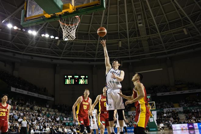 韩国奇兵，李政玹11中9高效砍下24分2板4助，三分7中6