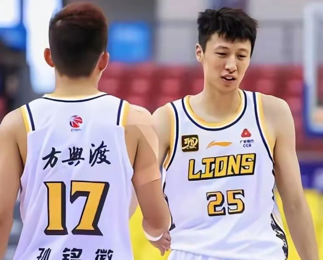 杯赛八强出炉！广厦山西大概率四强会面，上海广东首轮对决成焦点