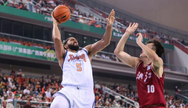 正式確定！火箭隊后衛加盟新疆男籃，攜手齊麟，劉煒沖擊前四