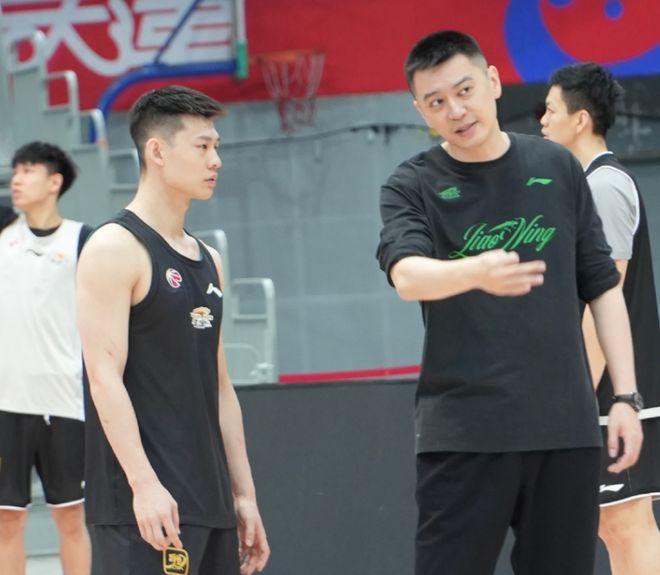 遼寧備戰天津！單獨指導王嵐嵚與張陳，付豪加練，楊鳴展望低姿態