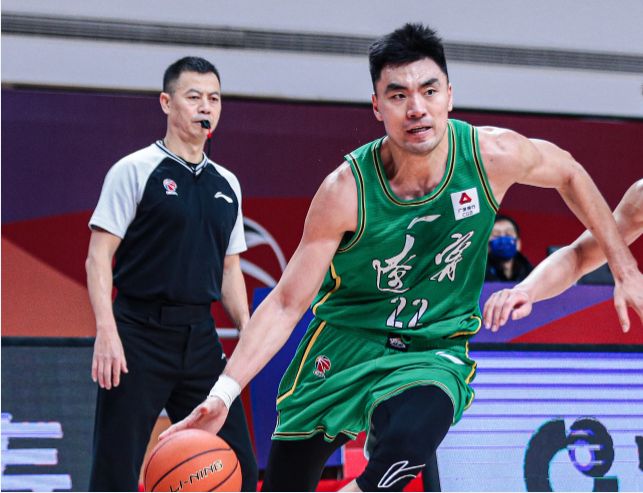 CBA新賽季老將榜：李曉旭21季周鵬劉曉宇20季 郭艾倫16季