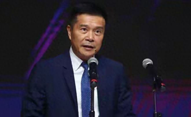 老板親自出馬！找出廣東男籃低谷問(wèn)題，重金支持朱八，8強(qiáng)援加入