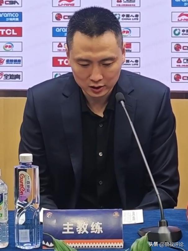 盧偉：馬內克三分10中9出乎意料 上海防守問題是協同性和輪轉