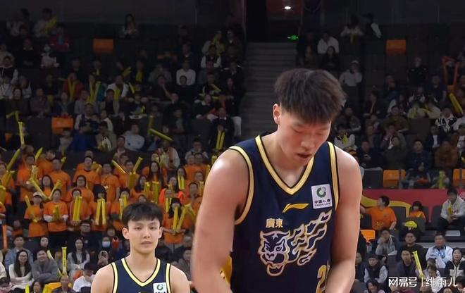 張昊不打+杜潤旺有傷！廣東祭出奇兵，這可是近10年天賦最強(qiáng)之人