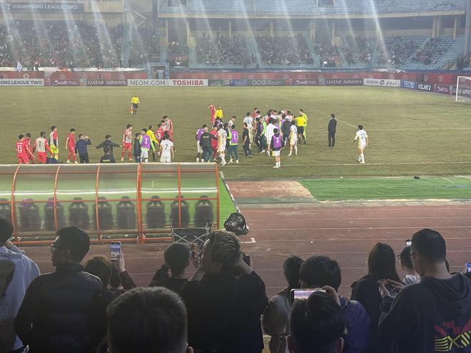 參與沖突染紅，亞足聯(lián)官方：曹永競(jìng)禁賽4場(chǎng)，罰款1500美元