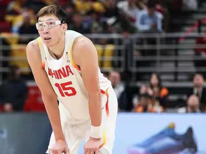 CBA最差控衛？拿600萬年薪，3中0僅得2分，他怎么進國家隊的？