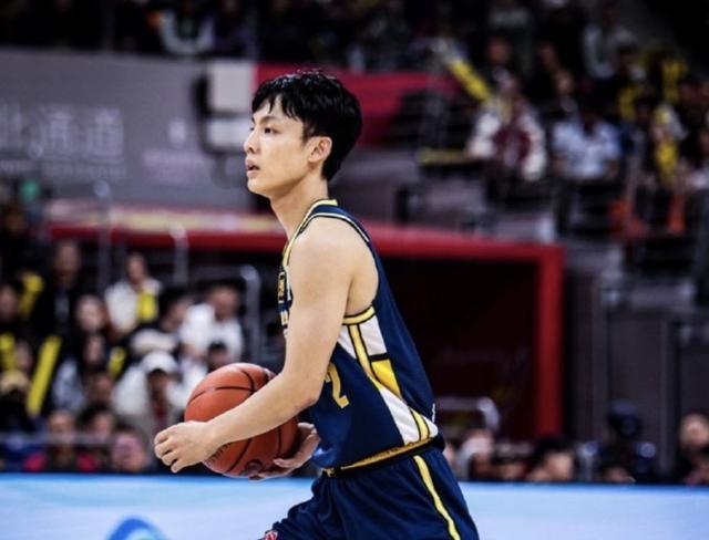 超越王仕鵬，徐傑CBA生涯助攻總數升至廣東隊史第二名