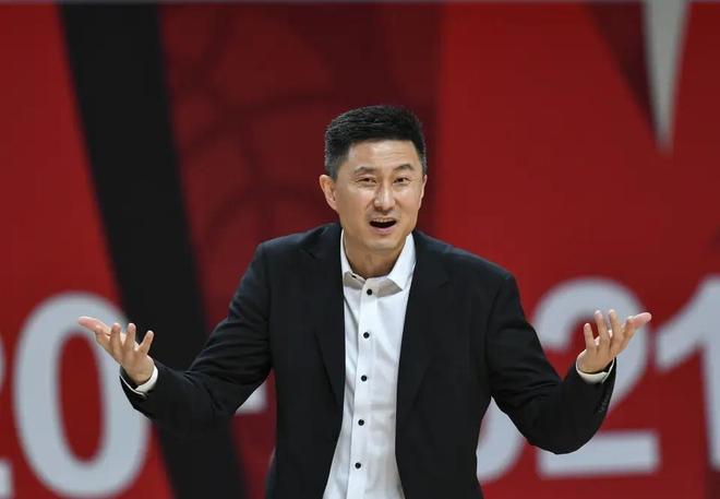 廣東VS青島！杜鋒迎首次大考，徐傑帶隊四連勝，拚外援的時間到了