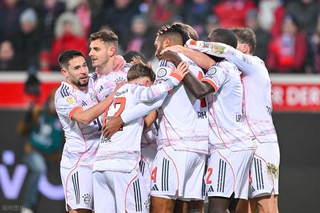 德甲最新積分戰報 凱恩創紀錄 拜仁大勝領先多特9分奪半程冠軍