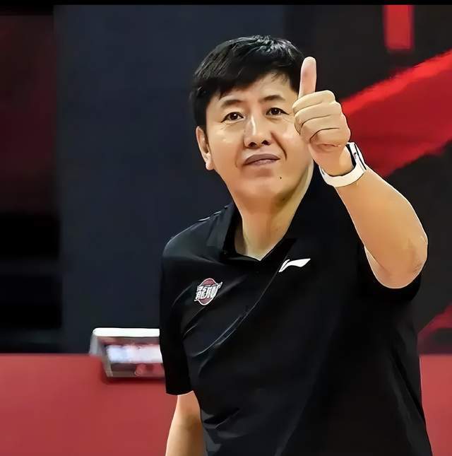 熬了5輪之後，CBA第三位下課主帥出爐了，果然是他，下一站去哪裏