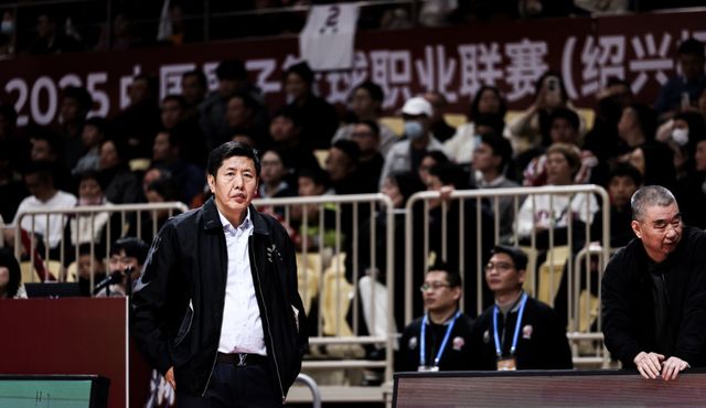 正式確定！CBA名帥下課，浙江男籃更換教練