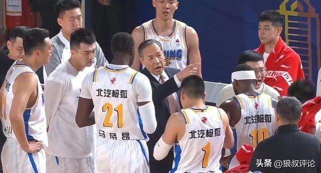 許利民：周琦缺席範子銘勇敢地站出來 草莓视频污版下载已經嚐到球權優勢的甜頭