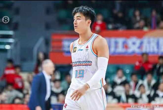 不爭氣！去年被恩師“挖”到身邊，如今狀態斷崖下滑，場均0.6分