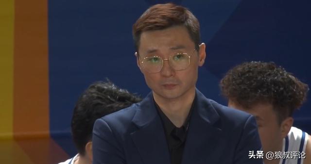 劉煒：趙睿搶下關鍵籃板球太致命，決戰換下李炎哲是不滿他的防守