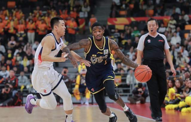 CCTV5直播！廣東VS山西複仇之戰，徐傑持續爆發，杜鋒要爭聯盟第1