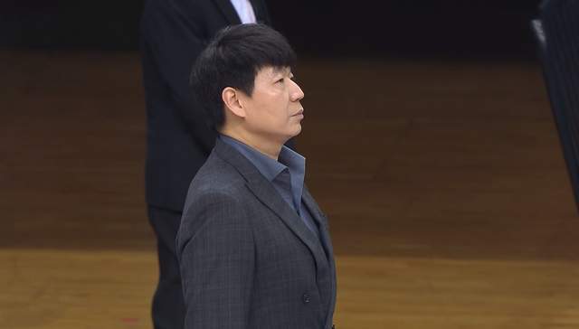 德比戰完敗 山東男籃2外援29中9 高詩岩防守下滑 3場不勝邱彪難了