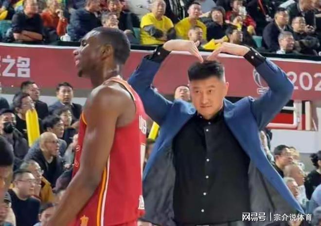 CBA最新排名更新，廣東隊慘勝多人被打，冠軍球隊七連敗太丟人